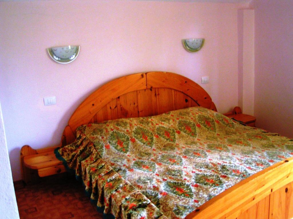 Casa Mora Hotel Сучевица Стая снимка